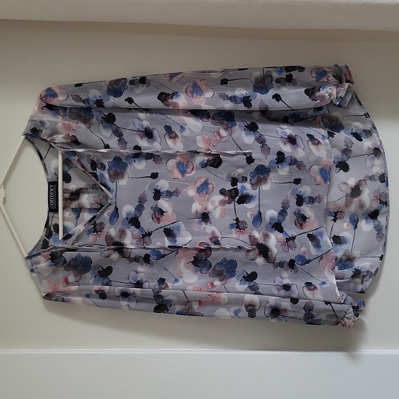 Context blouse, size small - Picture 1 of 5
